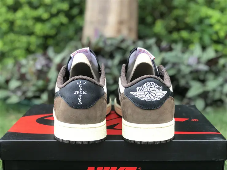Authentic Travis Scott x Air Jordan 1 Low Dark Mocha 