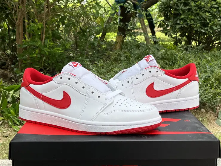 Authentic Air Jordan 1 Low OG “University Red” 