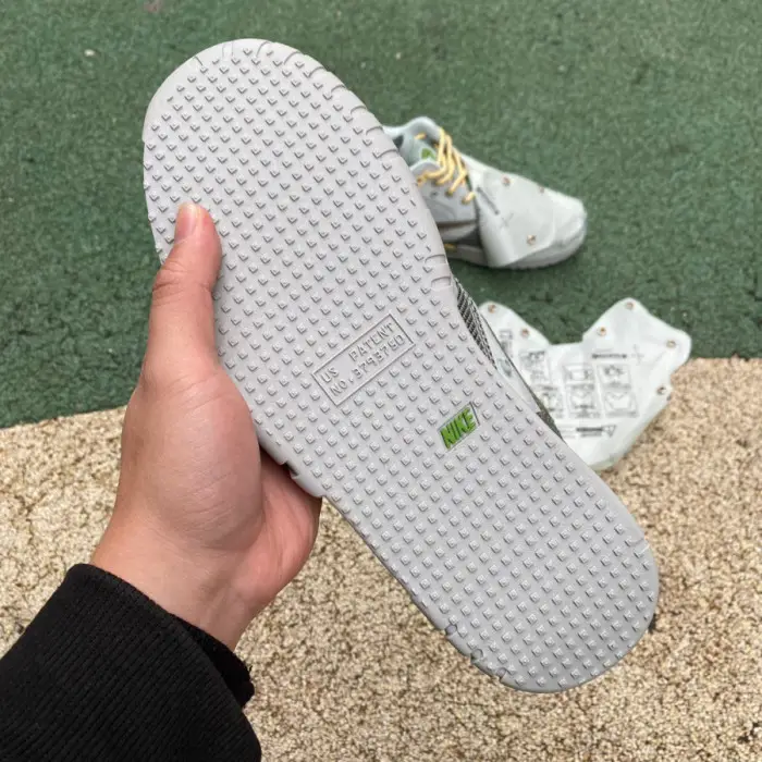 Authentic Travis Scott x Nike Air Trainer 1 Grey 