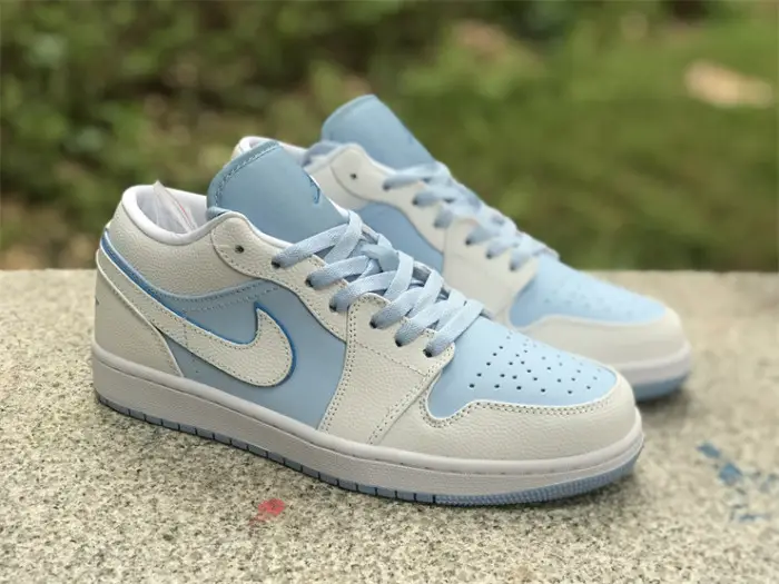 Authentic Air Jordan 1 Low“Ice Blue” 