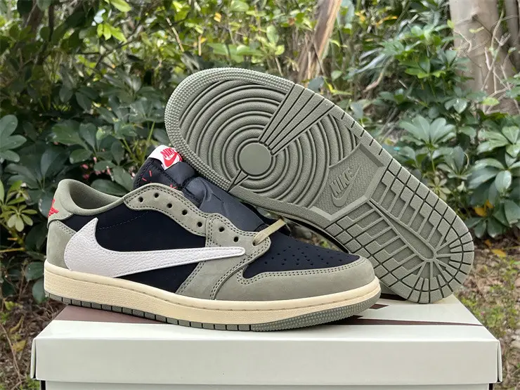 Authentic Travis Scott x Air Jordan 1 Low OG 7.0 GS 