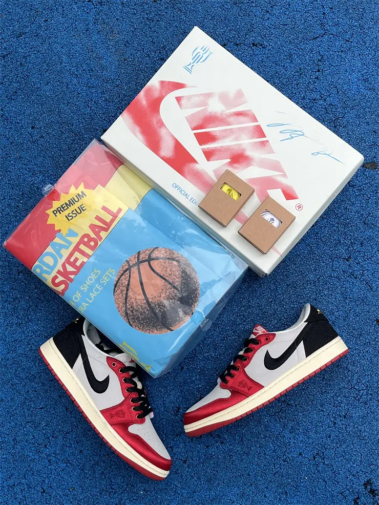Authentic Trophy Room x Air Jordan 1 Low OG “Home” 