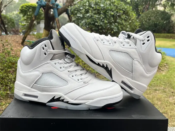 Authentic Air Jordan 5“Reverse Oreo” AEEC2087