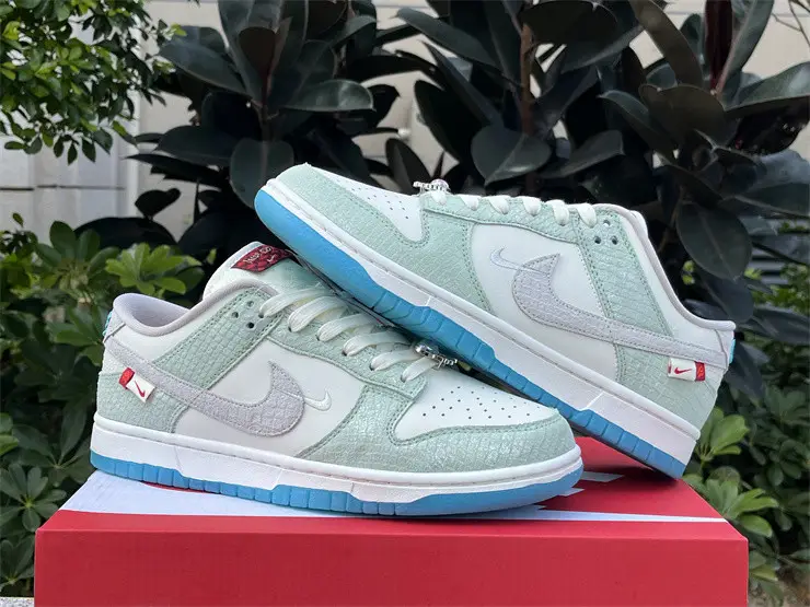Authentic Nike Dunk Low LX CNY Year OfThe Dragon 