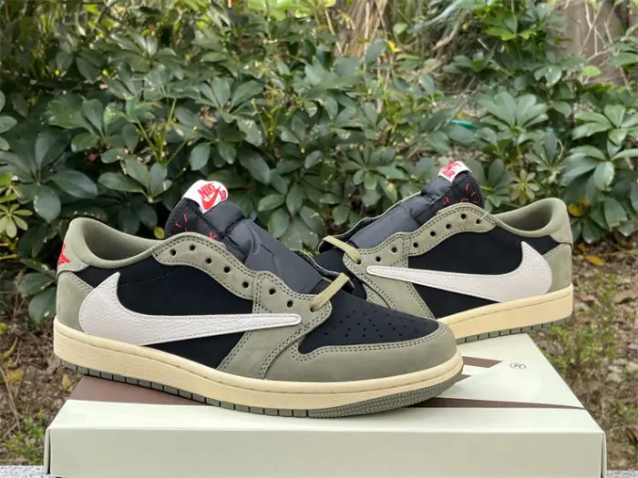 Authentic Travis Scott x Air Jordan 1 Low OG 7.0 