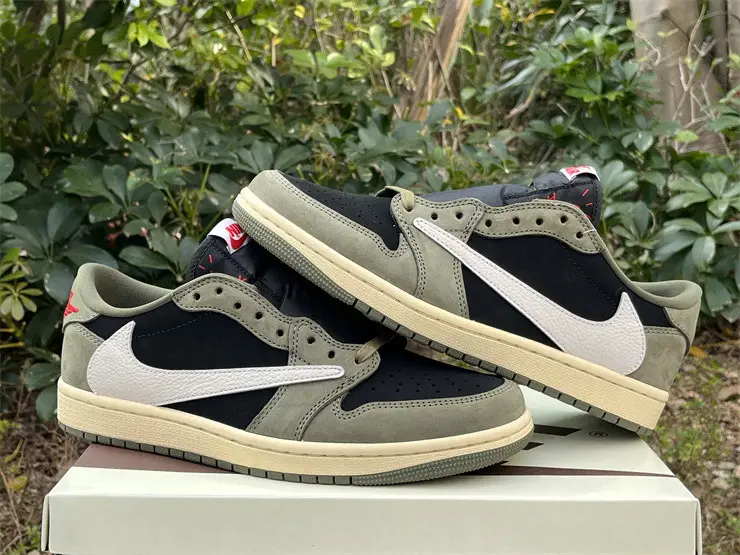 Authentic Travis Scott x Air Jordan 1 Low OG 7.0 