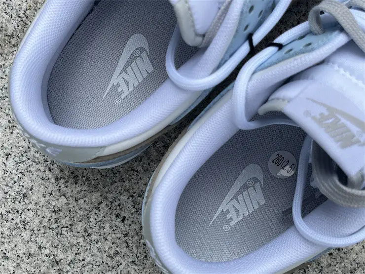 Authentic Nike Dunk Pure Platinum” Custom Blue White Bear 