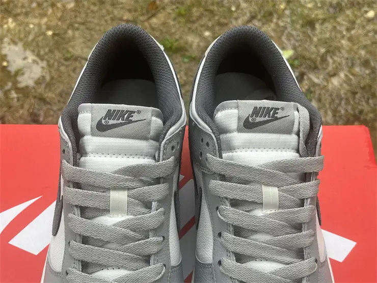 Authentic Nike Dunk Low SE Light Carbon 