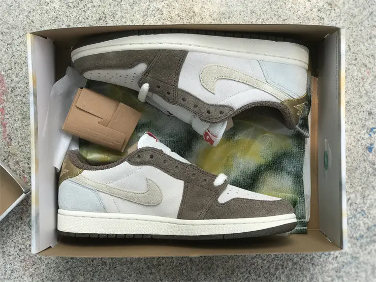 Authentic Air Jordan 1 Low OG “Year of the Rabbit” 