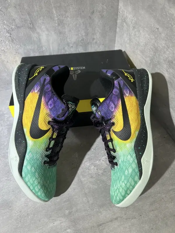 Authentic Kobe 8 Easter” 
