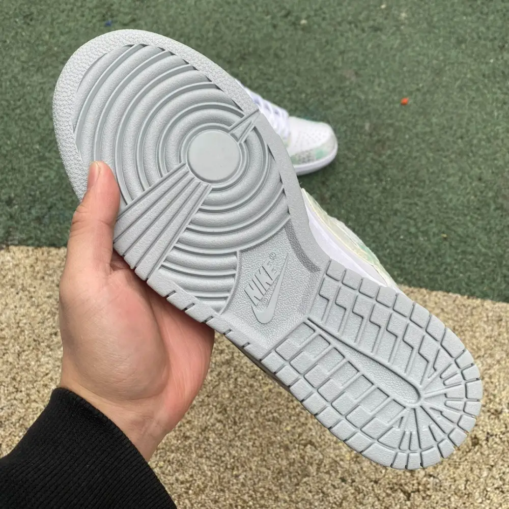 Authentic Nike Dunk Low CNY White Green 