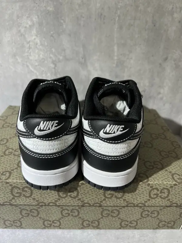 Authentic Nike Dunk X Gucci Shoes 
