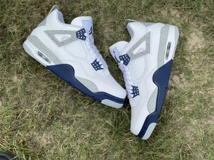 Authentic Air Jordan 4“Midnight Navy” Women 