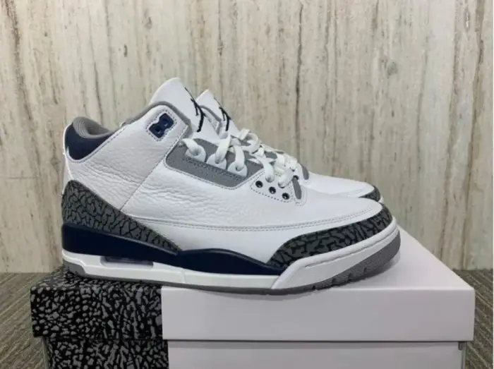 Authentic Air Jordan 3 Retro “Midnight Navy” 