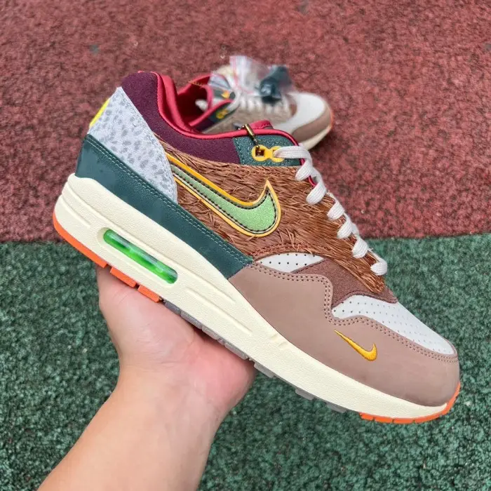 Authentic Division Street x Nike Air Max 1 Luxe “Oregon Ducks” PE DDBA2478