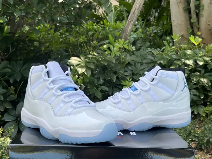 Authentic Air Jordan 11 “Legend Blue”2024 EBE260