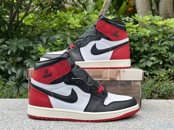Authentic Air Jordan 1 High OG “Black Toe Reimagined” 