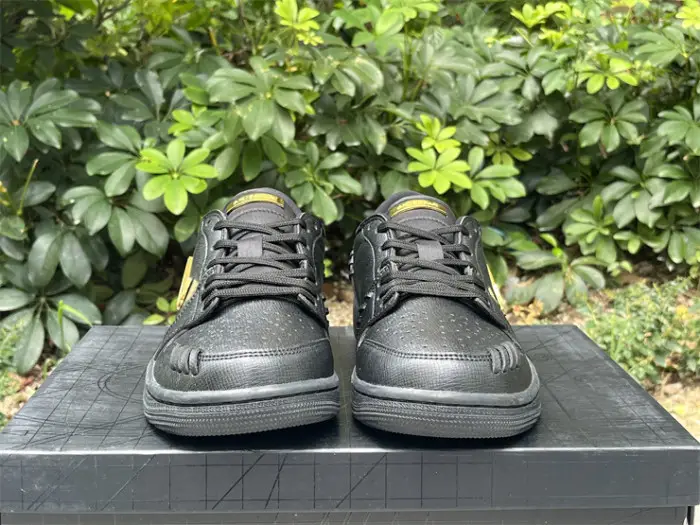 Authentic Air Jordan 1 Low Method of Make Black DAE1676