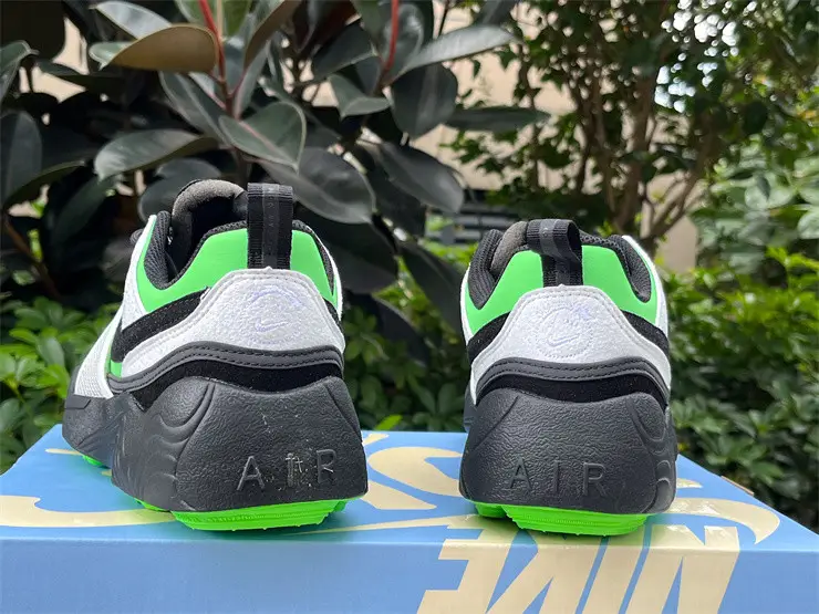 Authentic Travis Scott x Nike Zoom Field Jaxx Fluorescent Green 