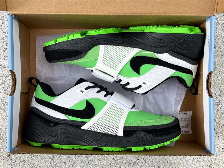 Authentic Travis Scott x Nike Zoom Field Jaxx Fluorescent Green 