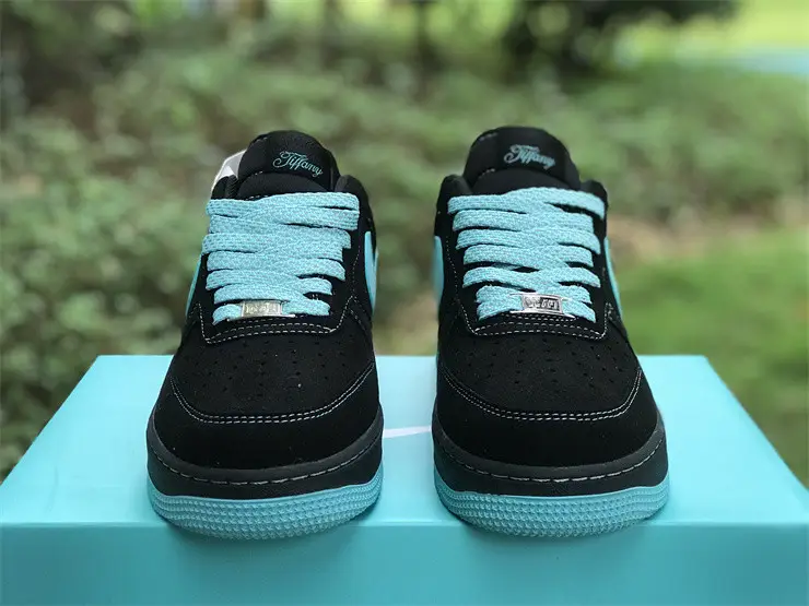 Nike x Tiffany & Co. Air Force 1 1837 DZ1382-004 