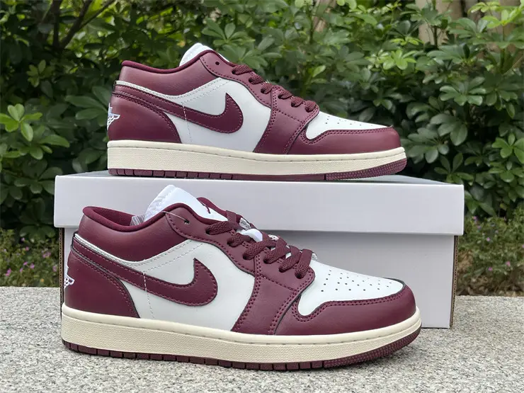 Authentic Jordan 1 Low Bordeaux Women 