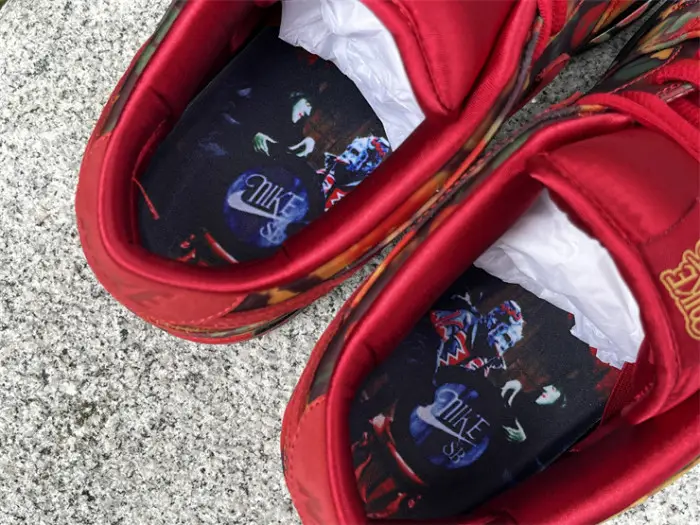 Authentic The Wizard of Oz x Nike SB Dunk Low“RubySlipper” 