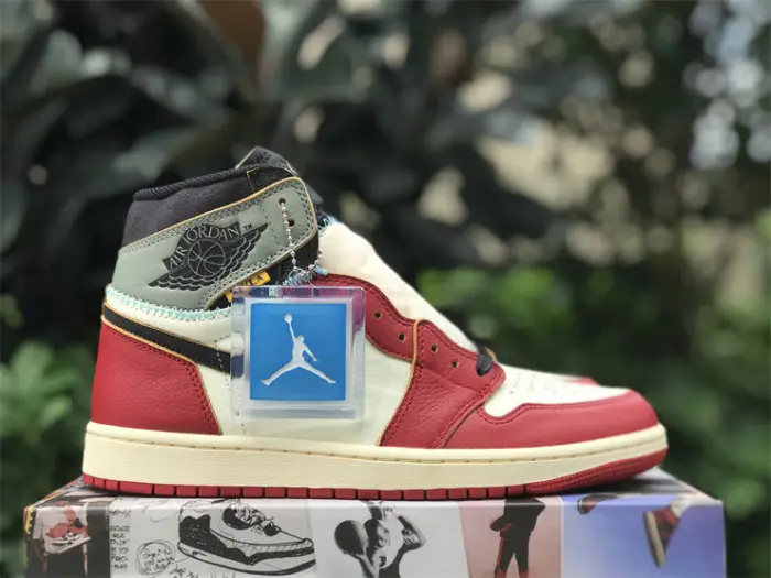 Authentic Union LA x Air Jordan 1 High OG “Chicago Shadow” DEEEF770