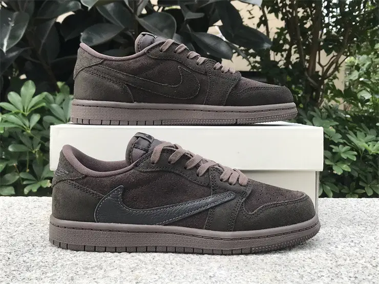 Authentic Travis Scott x Air Jordan 1 Low OG “Velvet Brown” Kids 