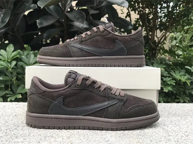 Authentic Travis Scott x Air Jordan 1 Low OG “Velvet Brown” Kids 
