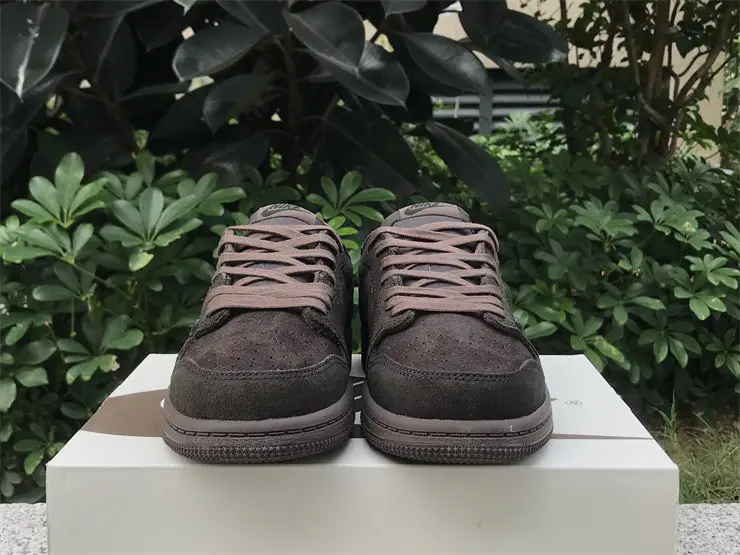 Authentic Travis Scott x Air Jordan 1 Low OG “Velvet Brown” Kids 