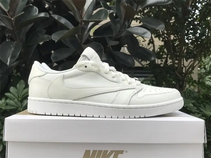 Authentic Travis Scott X Air Jordan 1 Retro Low OG SP White Party CEDDA20