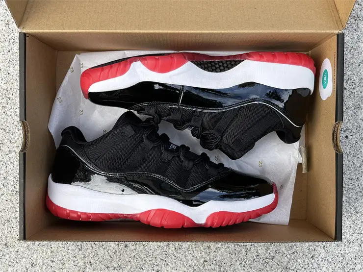 Authentic Air Jordan 11 Low “Bred” 2025 