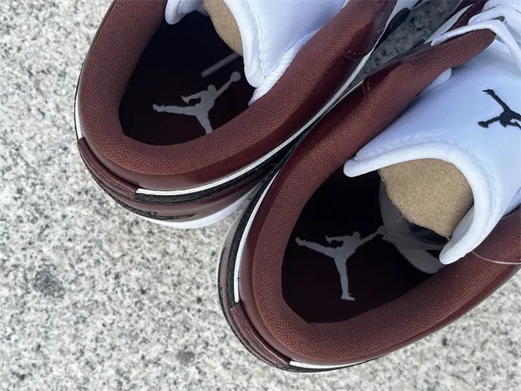 Authentic Air Jordan 1 Low SE “Dark Pony” 