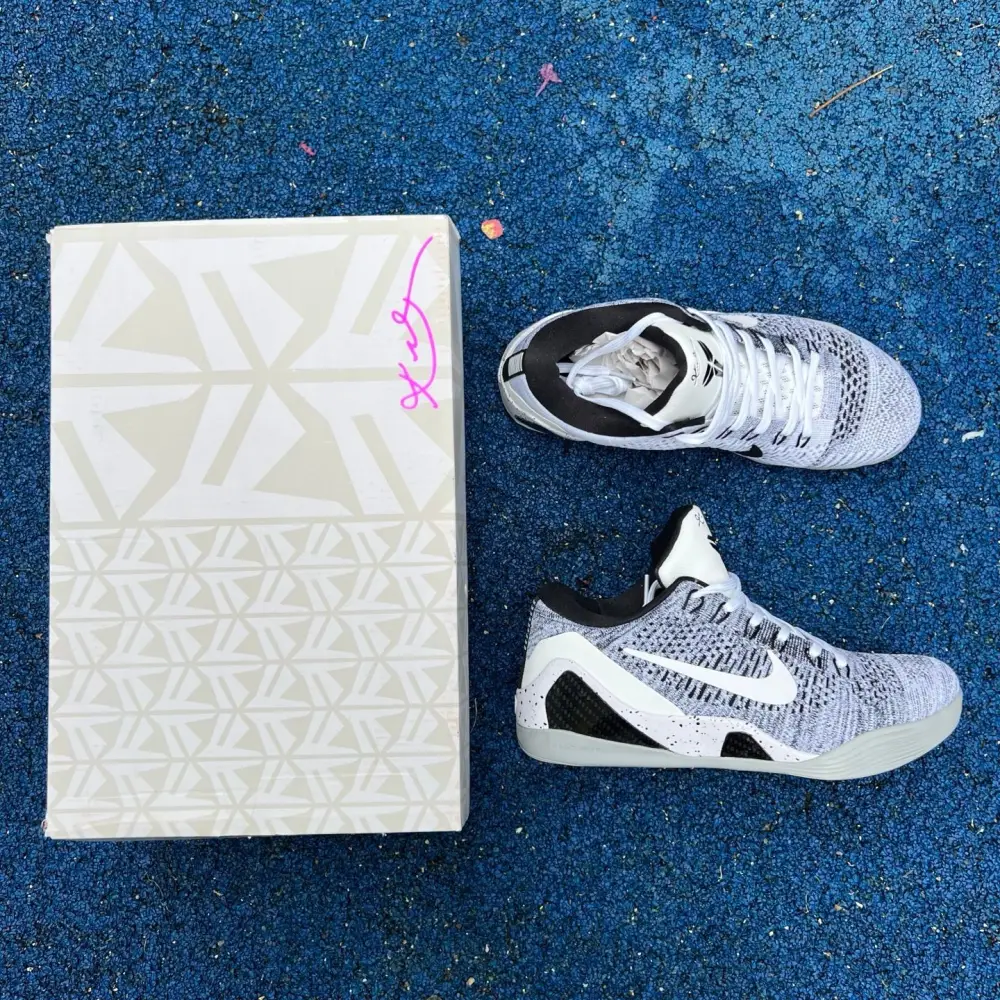 Authentic Nike Kobe 9 Elite Low Beethoven 