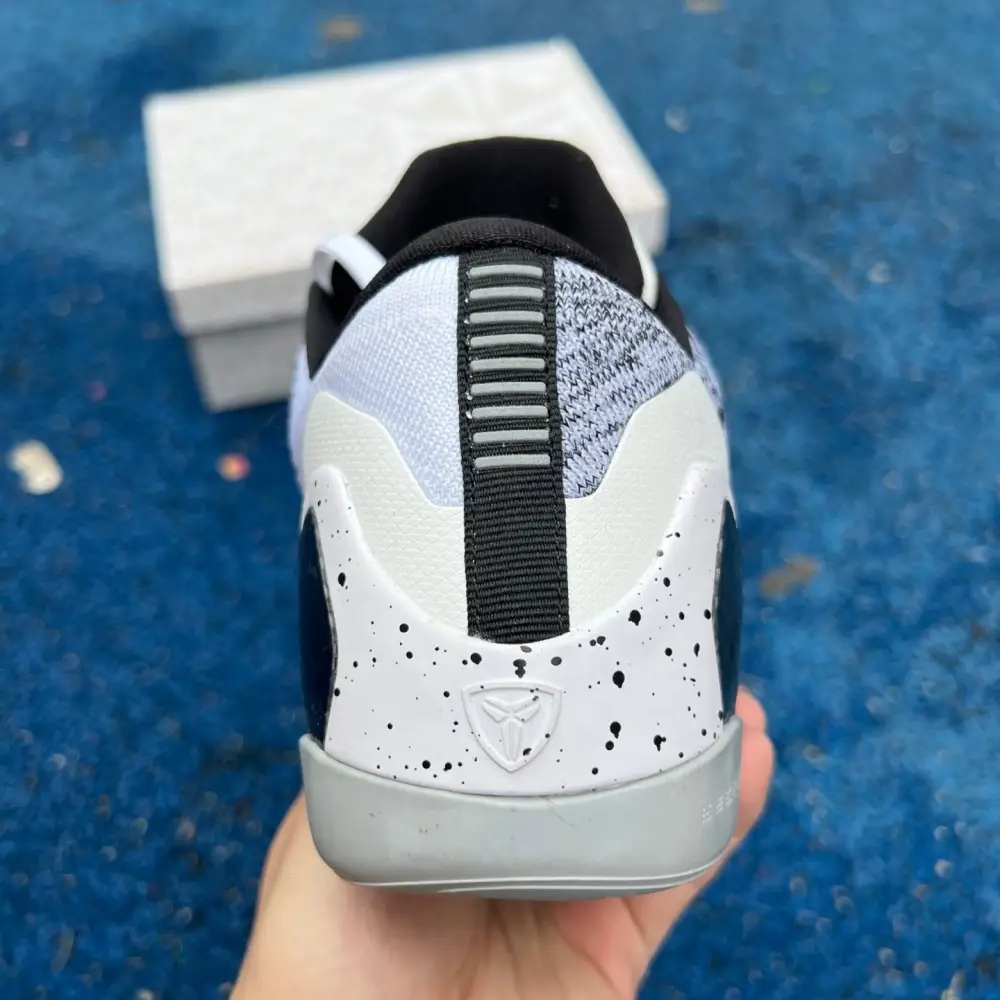 Authentic Nike Kobe 9 Elite Low Beethoven 
