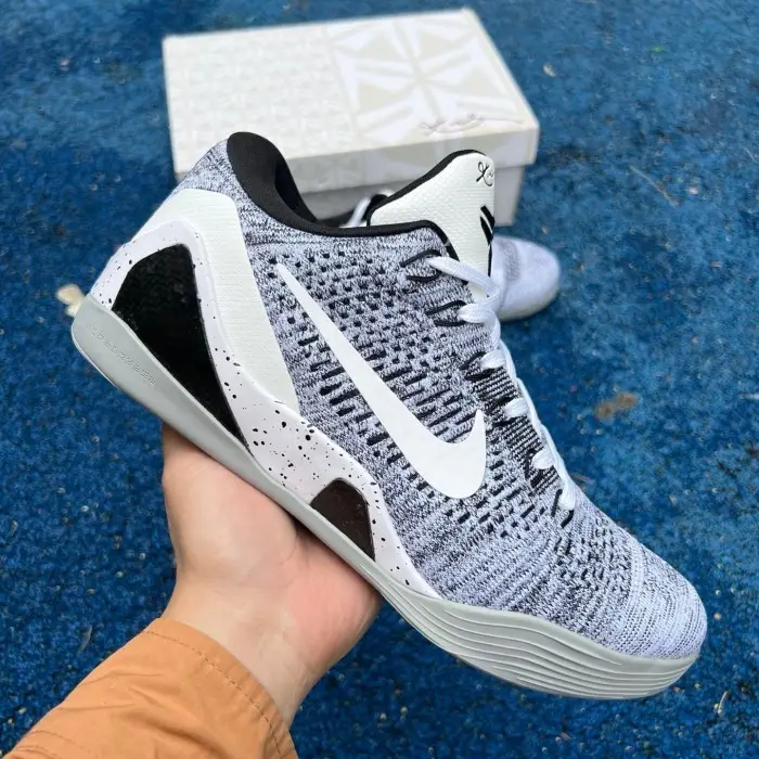 Authentic Nike Kobe 9 Elite Low Beethoven 