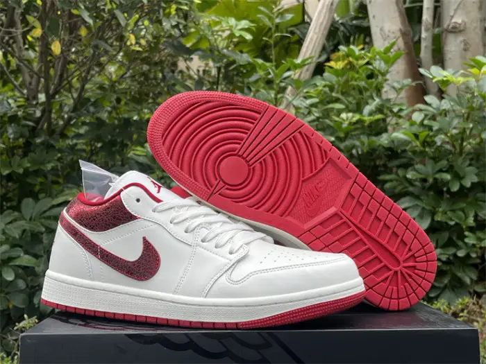 Authentic Air Jordan 1 Low Mints Another “Valentine’s Day”   GS CEBDF215