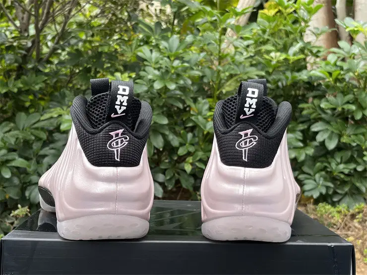 Authentic Nike Air Foamposite One “DMV” 