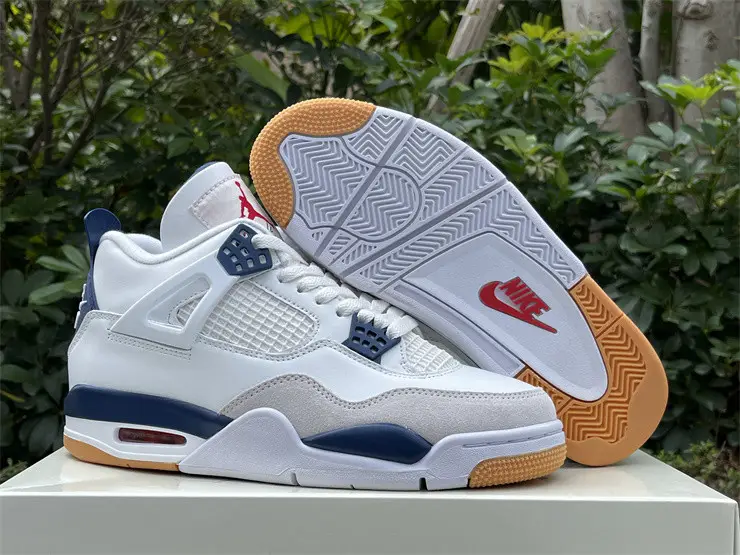 Authentic Nike SB x Air Jordan 4 “Navy” 