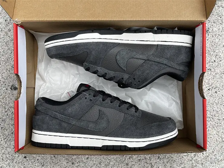 Authentic Nike Dunk Low Retro PRM  Off Noir 