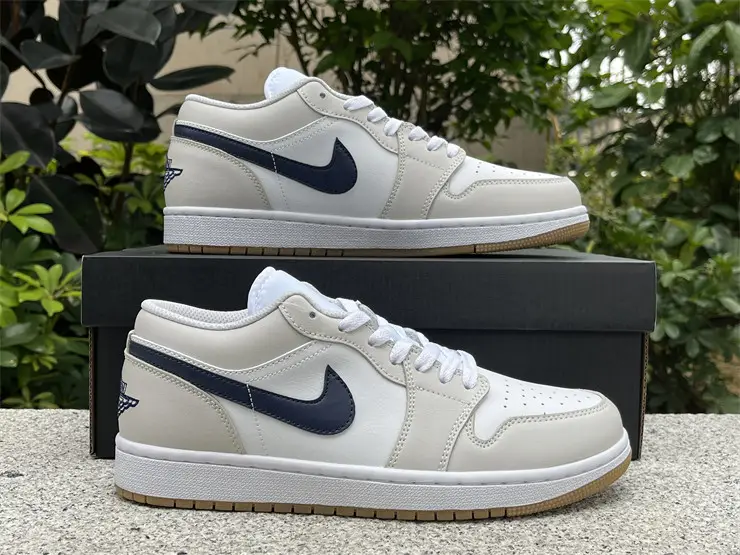 Authentic Air Jordan 1 Low Midnight Navy Neutral Grey 
