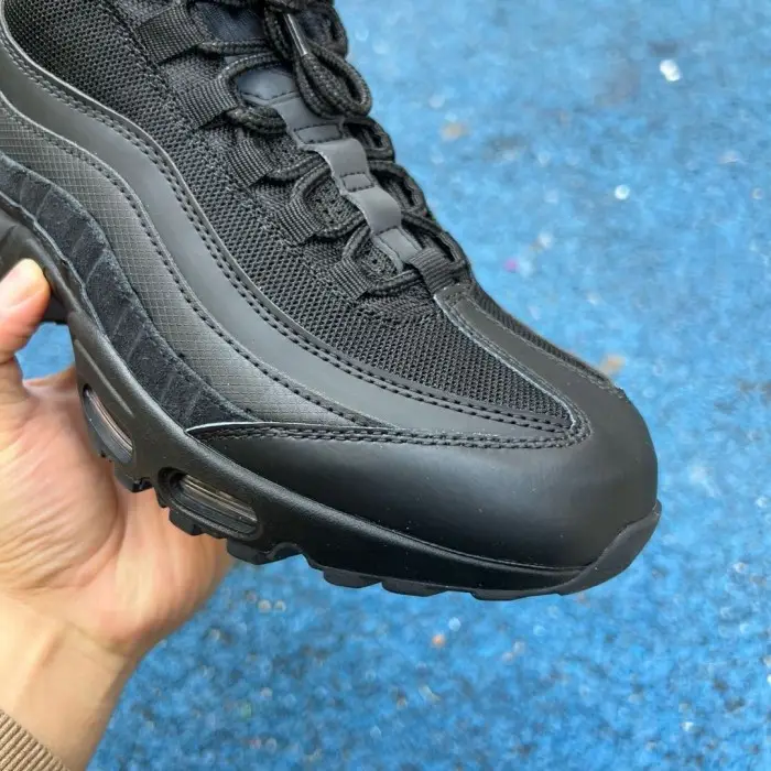 Authentic Nike Air Max 95 OG Neon  CI3705-001 