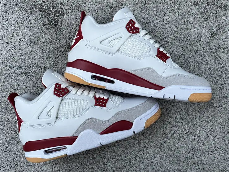 Authentic Nike SB x Jordan Air Jordan 4 “Varsity Red” 