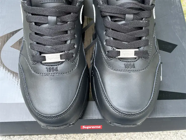 Authentic Supreme x Nike Air Max1'87  Black 