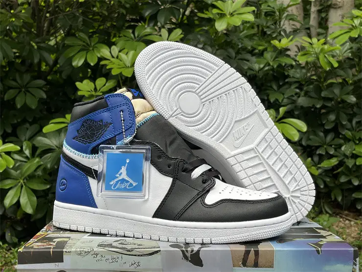 Authentic Union LA x fragment design x Air Jordan 1 High OG GS 