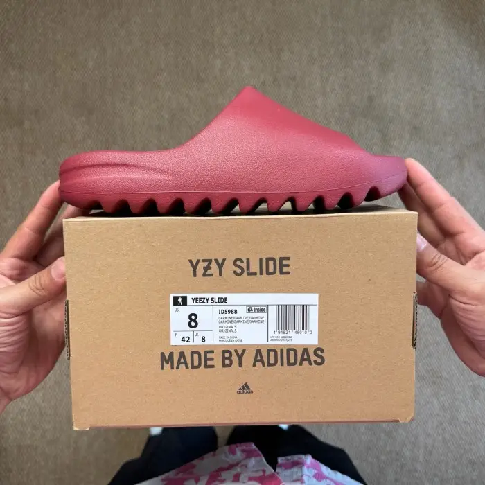 Authentic Yeezy Slide Red 
