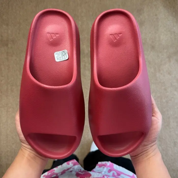 Authentic Yeezy Slide Red 