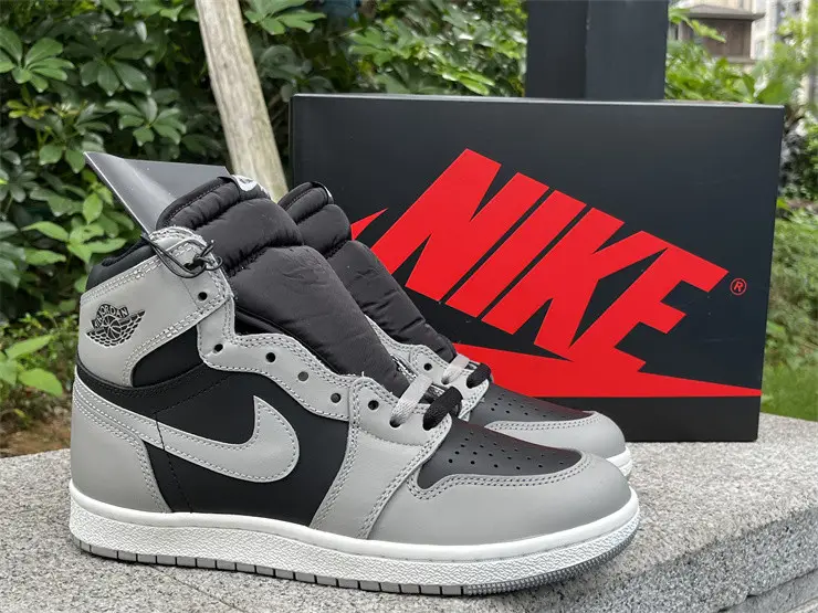Authentic Air Jordan 1 High '85  Reverse Shadow   2025 
