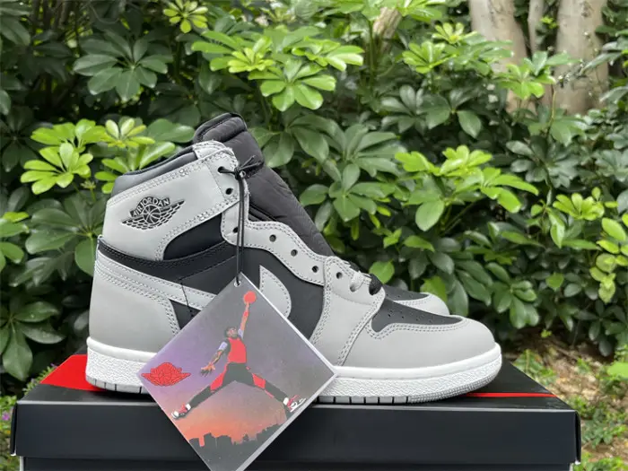 Authentic Air Jordan 1 High '85  Reverse Shadow   2025 